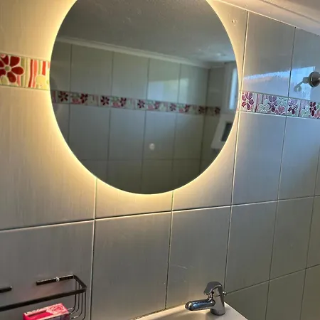 Seastone Beachfront Apartment * مولا كاليفا